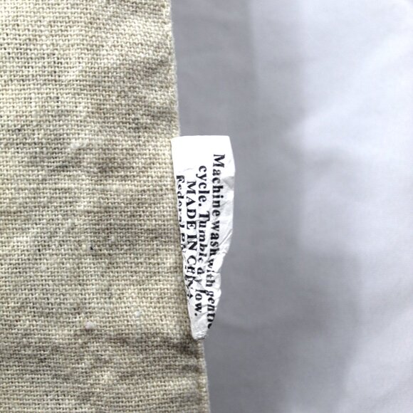 Parrot and Floral Design Simply/Envogue Embroidery Muslin Fabric Table Runner - Picture 8 of 8